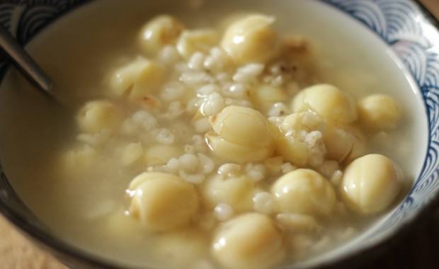 脑袋笨记性差吃什么药,脑子笨吃点什么可以补脑