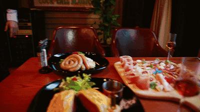 三里屯的这家店,让我甘心被“无人头”戏弄