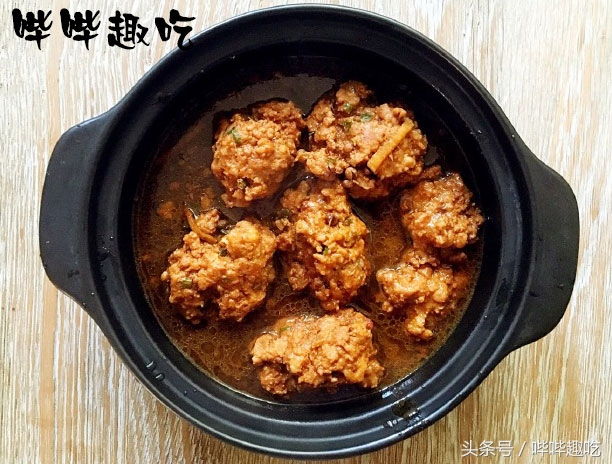 咸蛋黄珍珠肉丸步骤,咸蛋黄皮蛋肉丸子