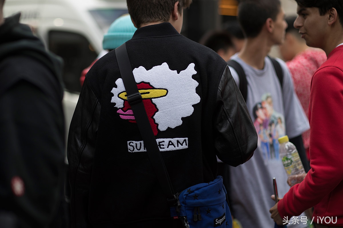 supreme17fw全黑卫衣,supremefw17