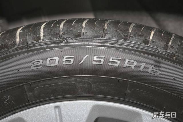 什么轮胎扁平比兼顾操控和舒适,熟悉却看不清楚