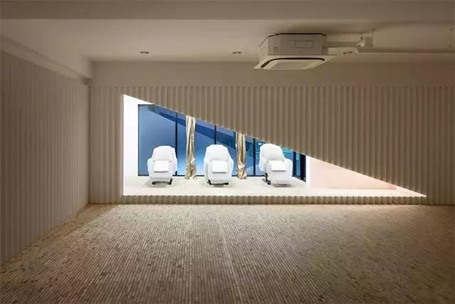 裸粉色高级感美甲磨砂,蕾丝美甲粉色