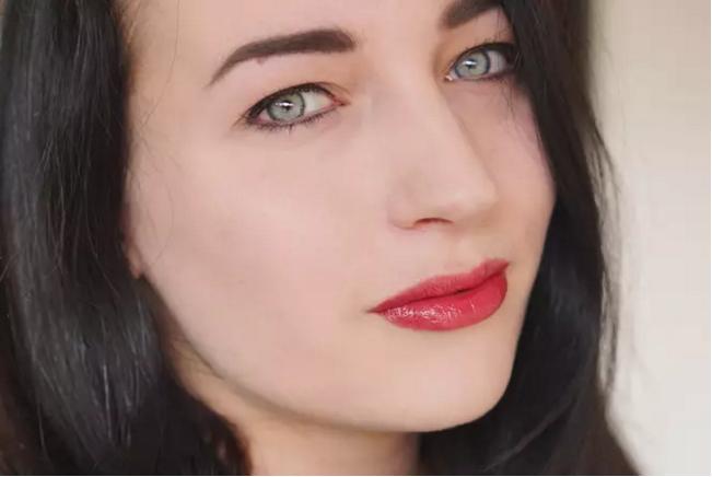 打败宝洁国货品牌,打败大牌的国货粉底液