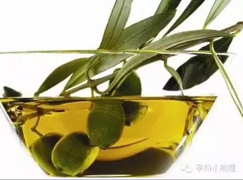 预防妊娠纹可以用食用橄榄油吗,孕妇防妊娠纹可以用食用油吗