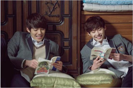 校服一个*绑捆**着我们青春的东西