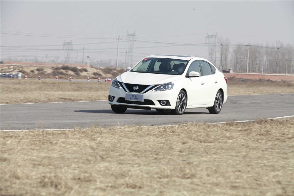 东风日产轩逸cvt尊享版,最新款东风日产轩逸尊享版