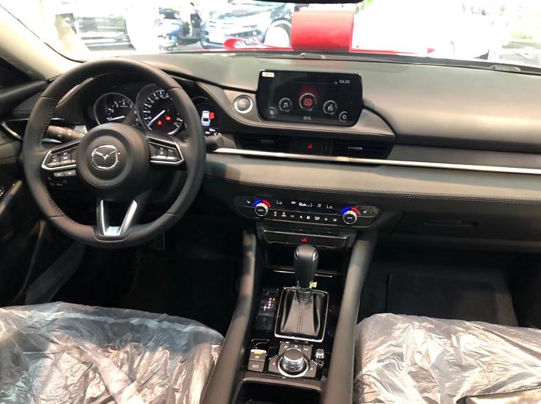 全新阿特兹外观内饰解析,阿特兹低配和高配内饰对比