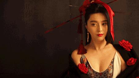 两对超甜的情侣明星,明星比较甜的一对