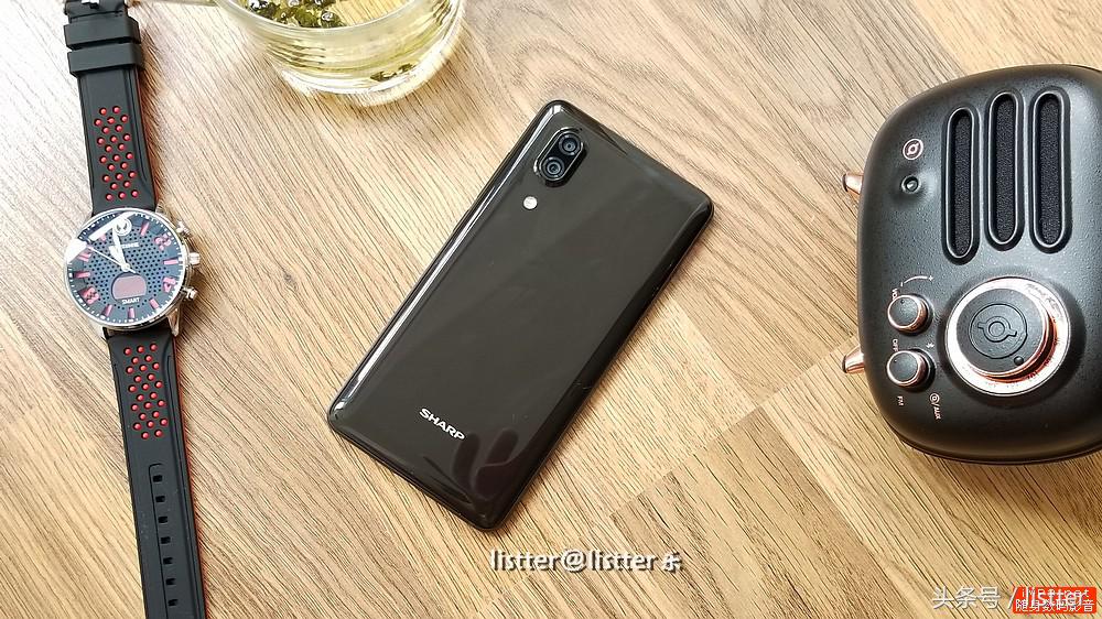 夏普aquosr2是什么手机,夏普aquosr2和索尼xz3哪个好