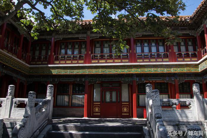 腾龙变焦镜头18-4,腾龙新18-400mm大变焦镜头