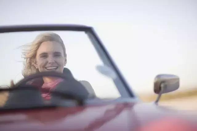 敞篷车蓝天白云,蓝天白云敞篷车