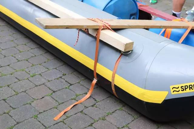 海外拉练日记(二):自制皮划艇大赛high翻全队附海量图集