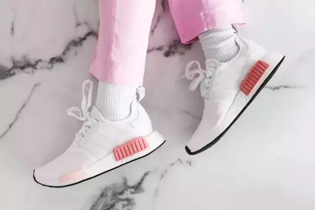 最新球鞋便宜又实用,新发布的球鞋去哪里抢购