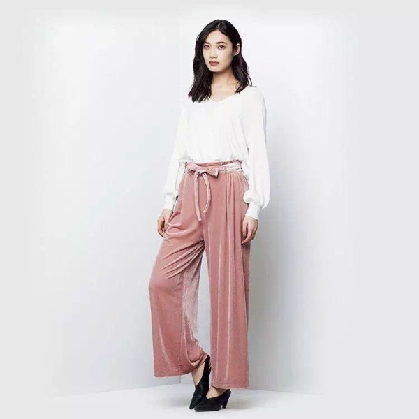 淘宝上比专柜便宜的衣服是正品吗,淘宝上比官网便宜的东西是正品吗