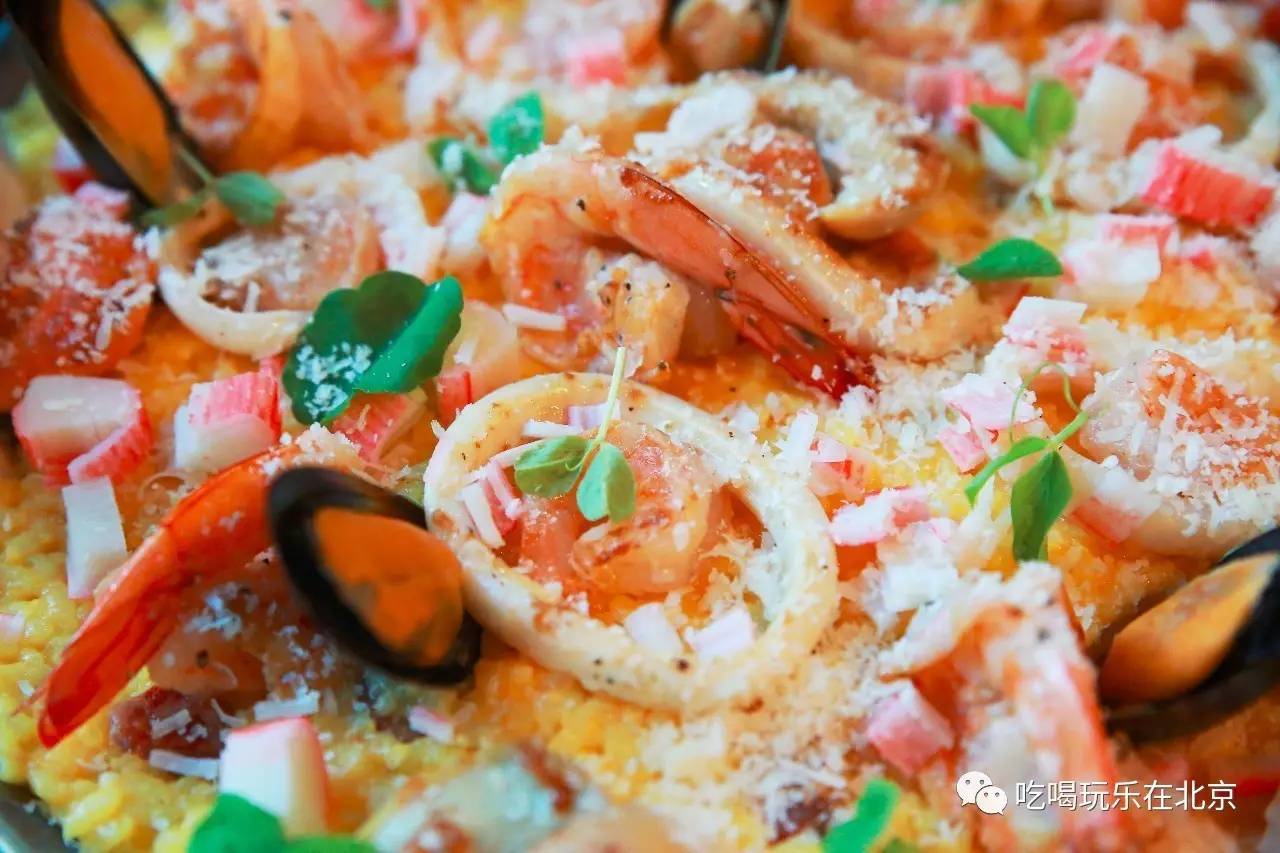 三里屯的这家店，让我甘心被“无人头”戏弄