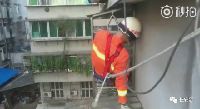 「三分钟法治新闻全知道」26年了，俄罗斯终于还清了“上辈子”的债