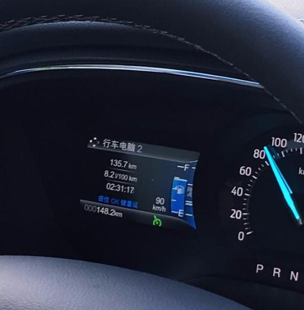 为什么觉得迈腾比奥迪a6l空间大,奥迪a6l和迈腾330豪华对比