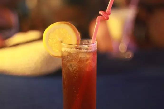 深圳月薪一万占多大比例,在深圳工作月薪一万什么水平