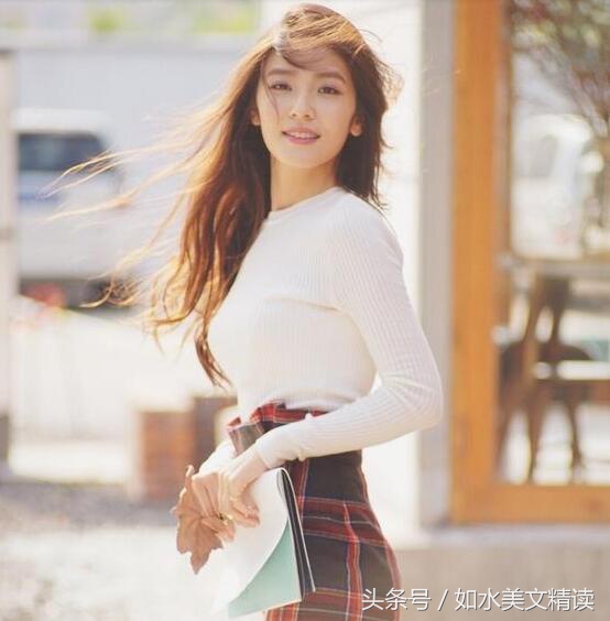 情感世界｜流年似水，我仍是你城堡里那片相思的叶