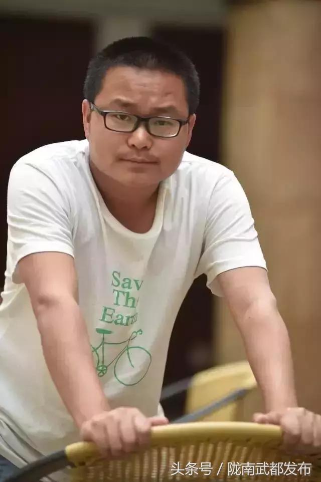 坐下来好好聊聊,坐下来好好聊一聊图片