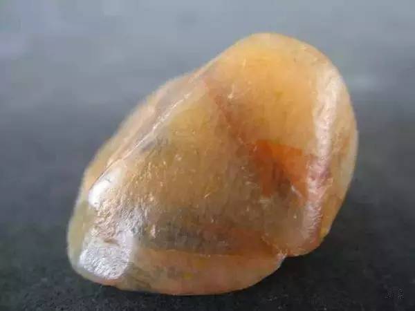 玉天下｜石中帝王——寿山田黄