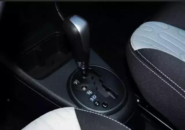 穷人必买的省心4款车国产车,这4款车好开又实用