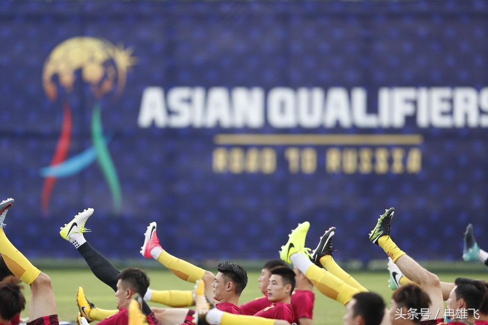 国足战胜乌兹别克里皮,里皮为什么非要用433阵型