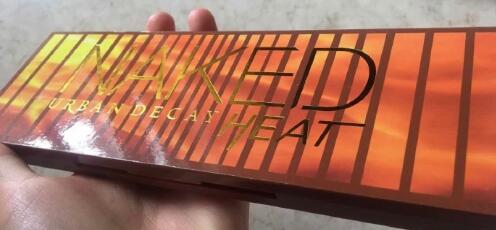 如何鉴定naked眼影盘真假,heat眼影盘真假