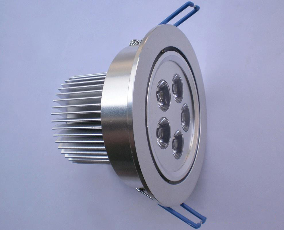 led灯关了还发弱光是什么原因,led灯关了为什么还有弱光