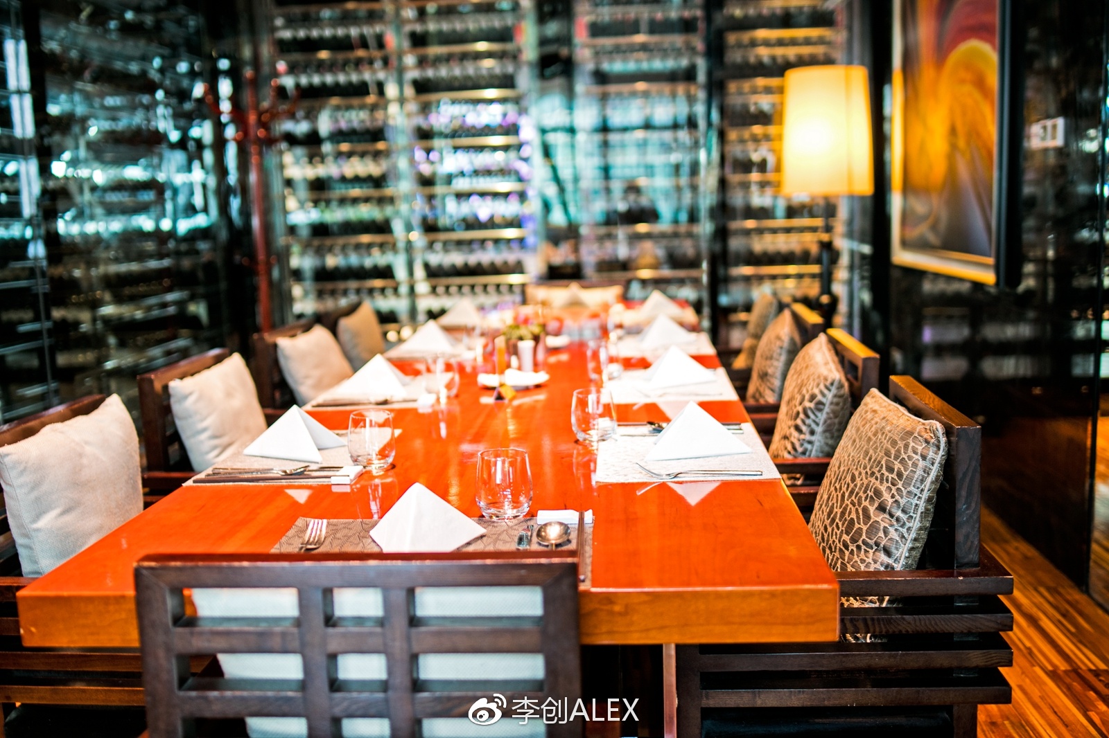 在自己的城市住酒店叫什么,在自己城市里的酒店度假