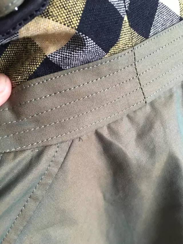 风衣巴宝莉12000,巴宝莉风衣回归现实