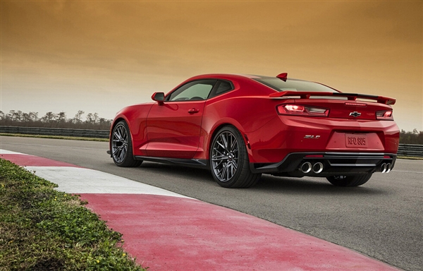 2019款大黄蜂评测结果,大黄蜂5座版