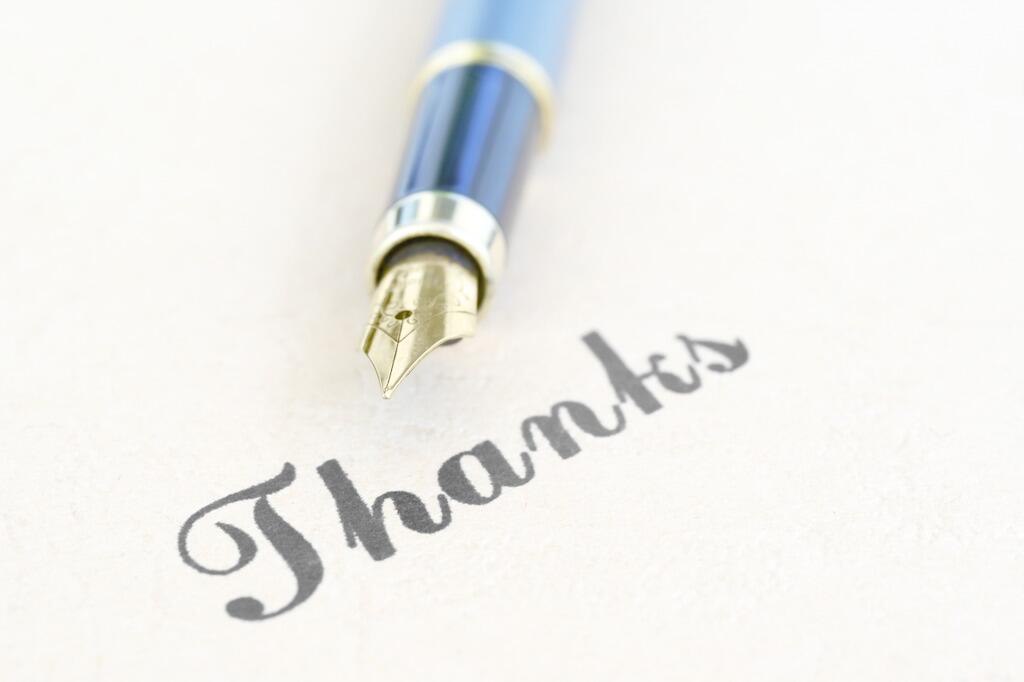 谢谢你亲爱的陌生人作文英语,谢谢你亲爱的陌生人段子