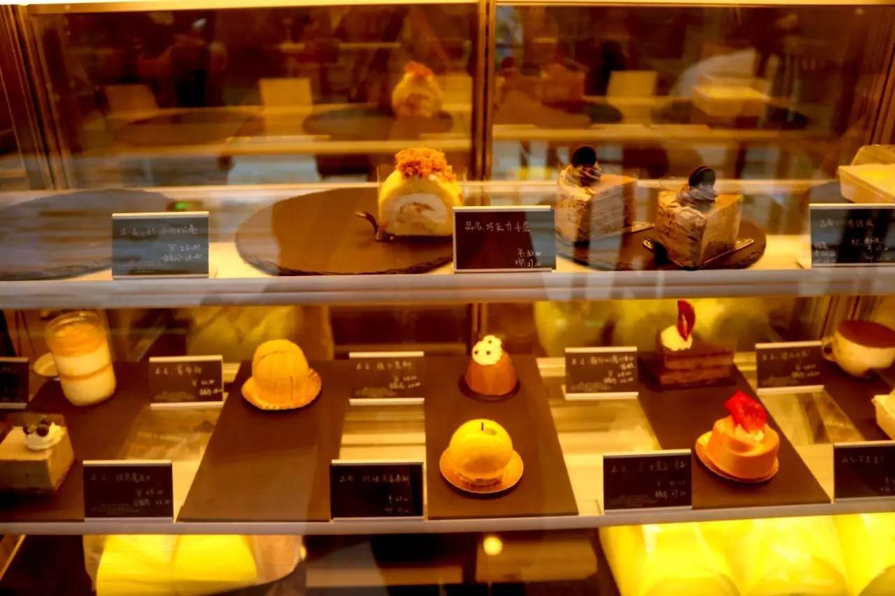 揣一张毛爷爷,吃遍长虹国际广场!