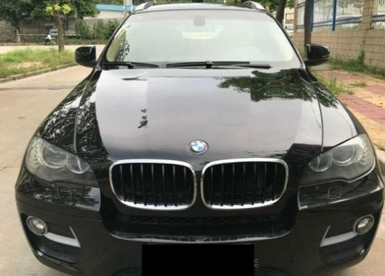 农村小伙买宝马x6汽车,8年的宝马x6可以买吗