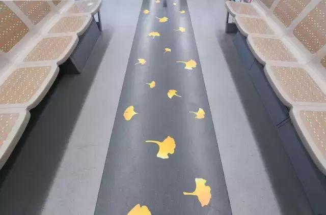 今日开通的地铁10号线，最新时刻表和公交换乘看这里！