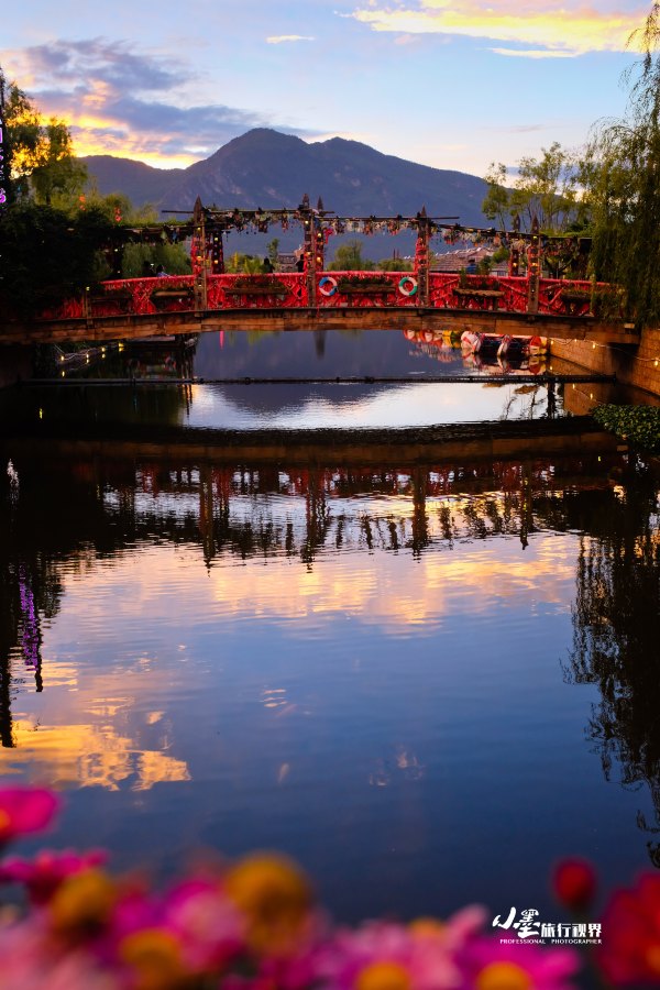 历史底蕴与现代繁华在此交融,历史与现代并存的城市