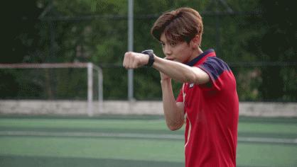 甜蜜暴击鹿晗喷水池许愿,甜蜜暴击鹿晗为关晓彤接戏