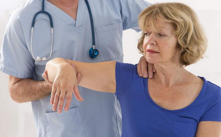 骨关节炎：排在首位的致残性疾病！（附靠谱的三甲医院和医生名单）