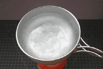 新鞋磨脚如何软化,新鞋磨脚怎么让鞋子变软