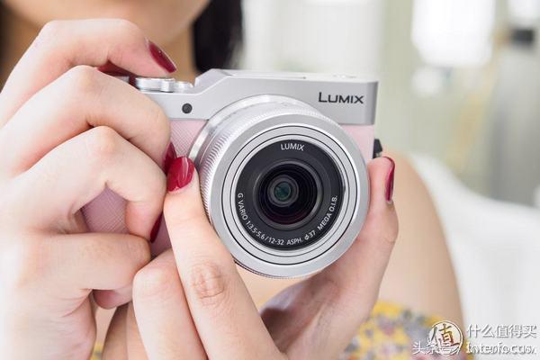 初入摄影应该必备哪些镜头,初入摄影该怎么选相机