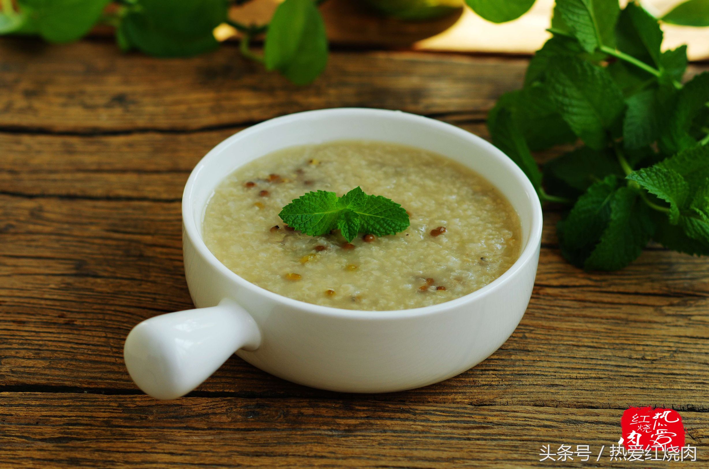 熬粥不浓稠,熬粥太稠了加凉水好还是热水好