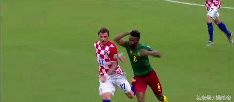 盘点足球运动员搞笑瞬间,中国十大足球球星恶搞