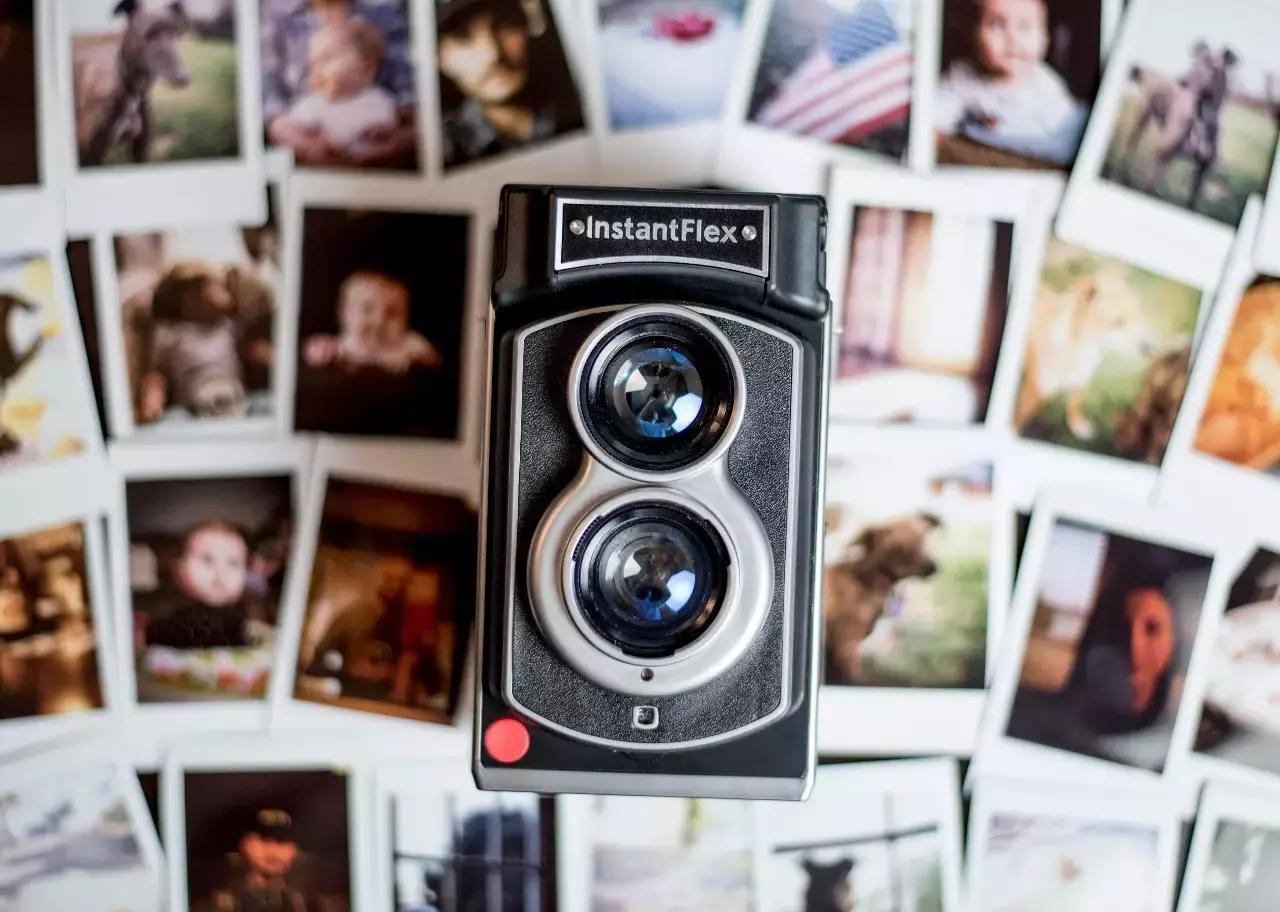 富士拍立得和宝丽来哪个好,徕卡富士宝丽来哪款拍立得好用