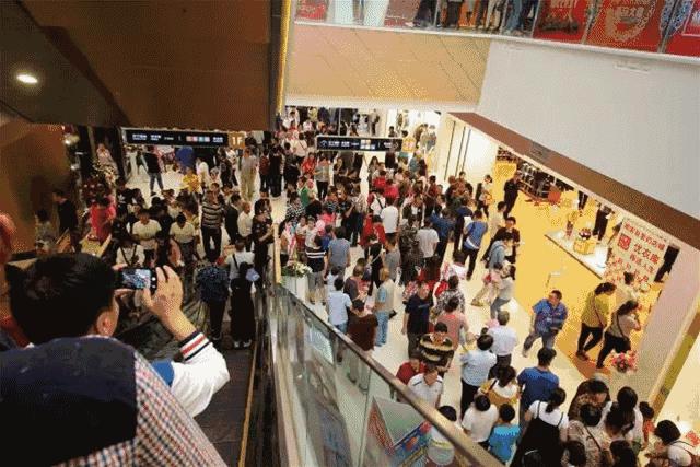 呼和浩特城东大型购物中心,呼和浩特市最大的购物超市是哪个