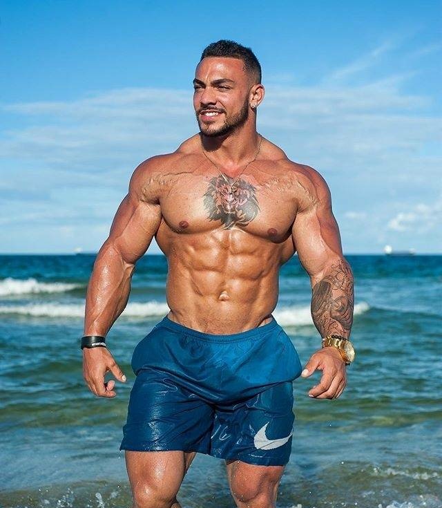 胸肌各个部位哑铃训练方法,最好的哑铃胸肌训练动作