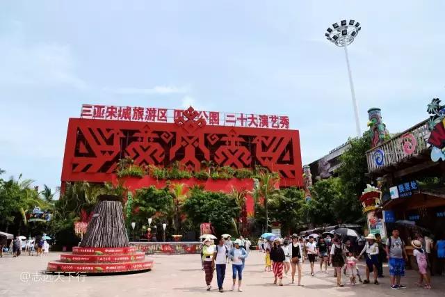 最美的女童海南,最美的小女生去游乐场玩