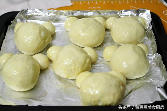 又好看又好吃的小熊包,小熊包包儿童零食包