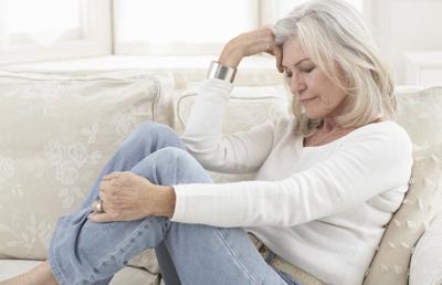 更年期女性甲亢最明显的症状,更年期和甲亢同时发病的结果