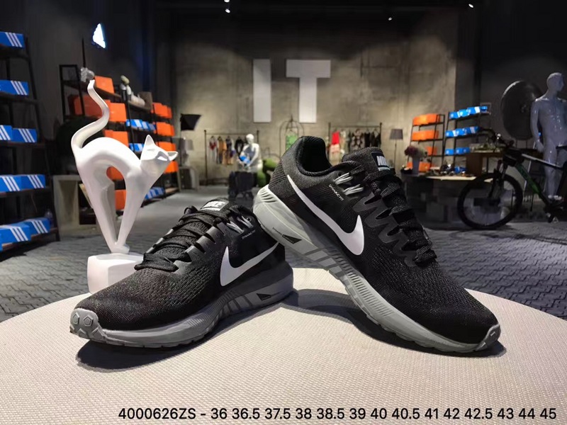 nike登月跑鞋穿搭,nikelegendreact3